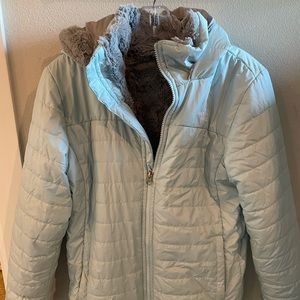 North Face Girls XL Reversable Winter Jacket with a hood